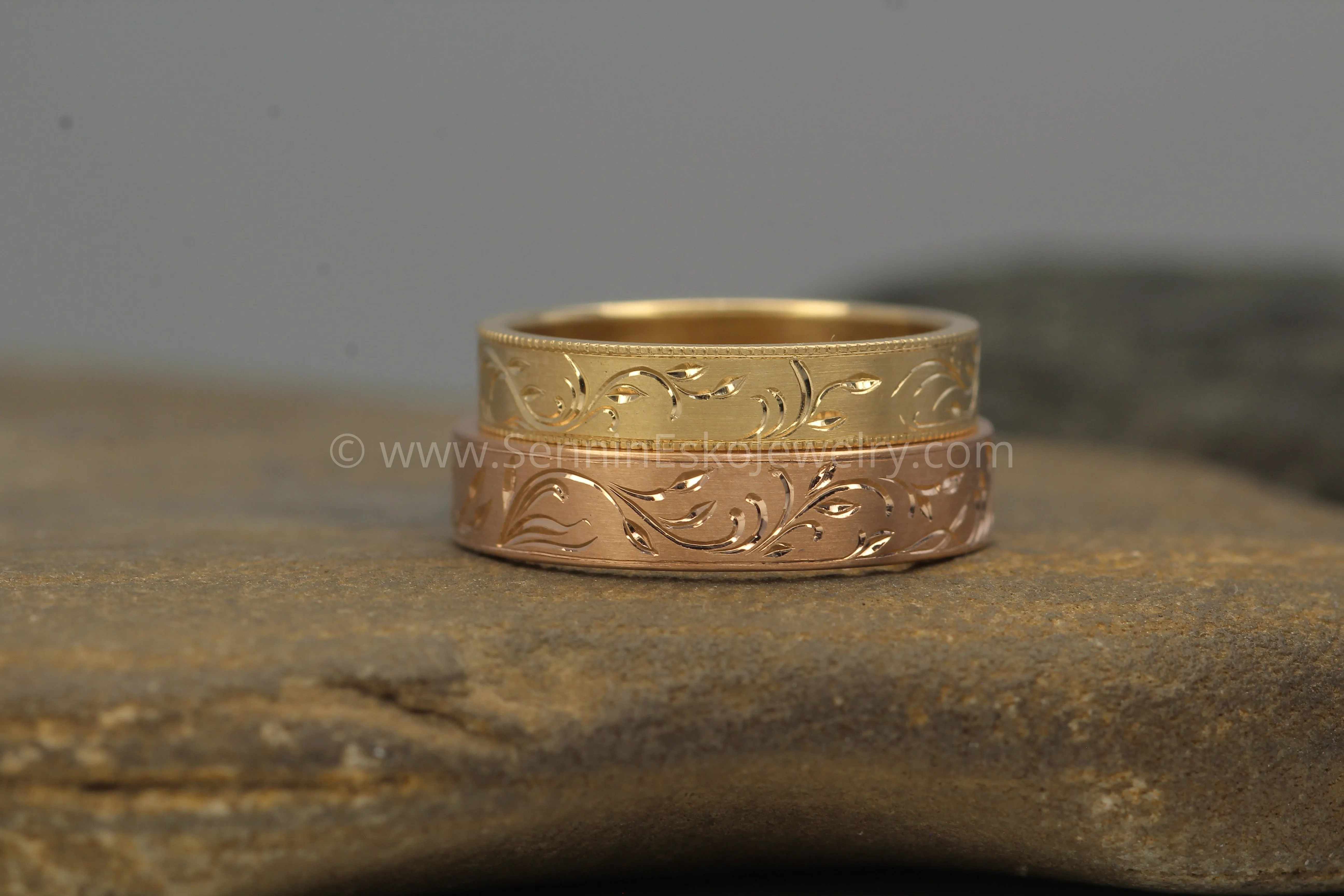 4x1mm Branches and Leaves Variation 1 14kt Yellow Gold Bright Cut Engraved Band