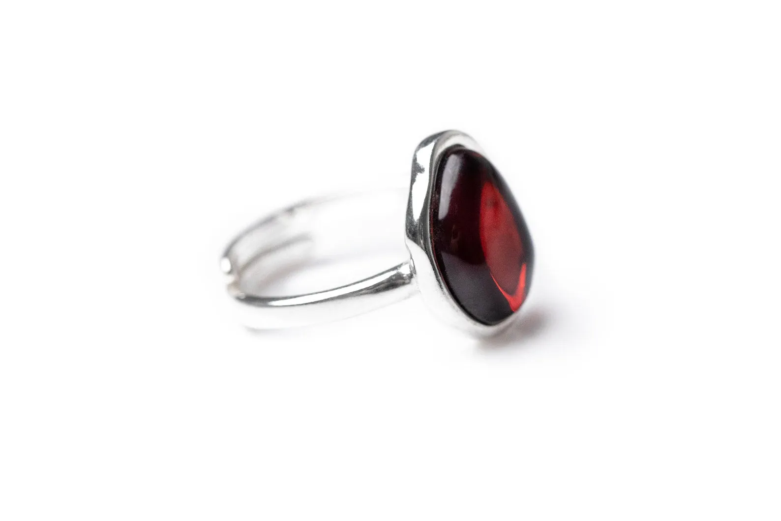 Cherry Amber ELEMENT Solitaire Adjustable Ring - Elegant Baltic Beauty Jewellery for Modern Styles