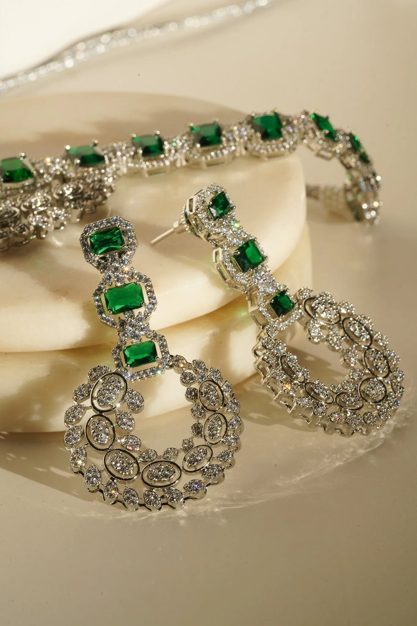 Mahi - Asymmetrical Choker Necklace Set