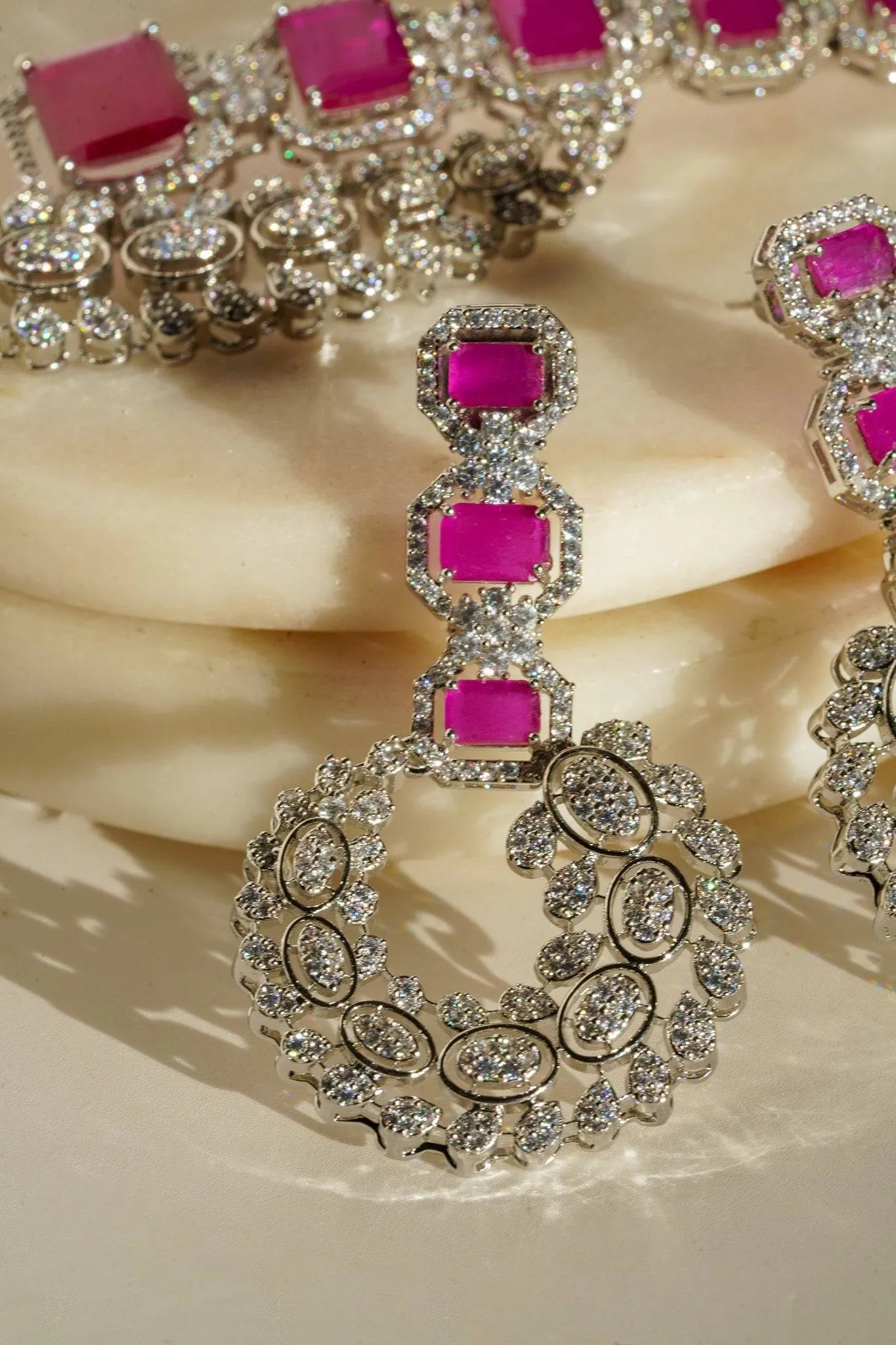 Mahi - Asymmetrical Choker Necklace Set