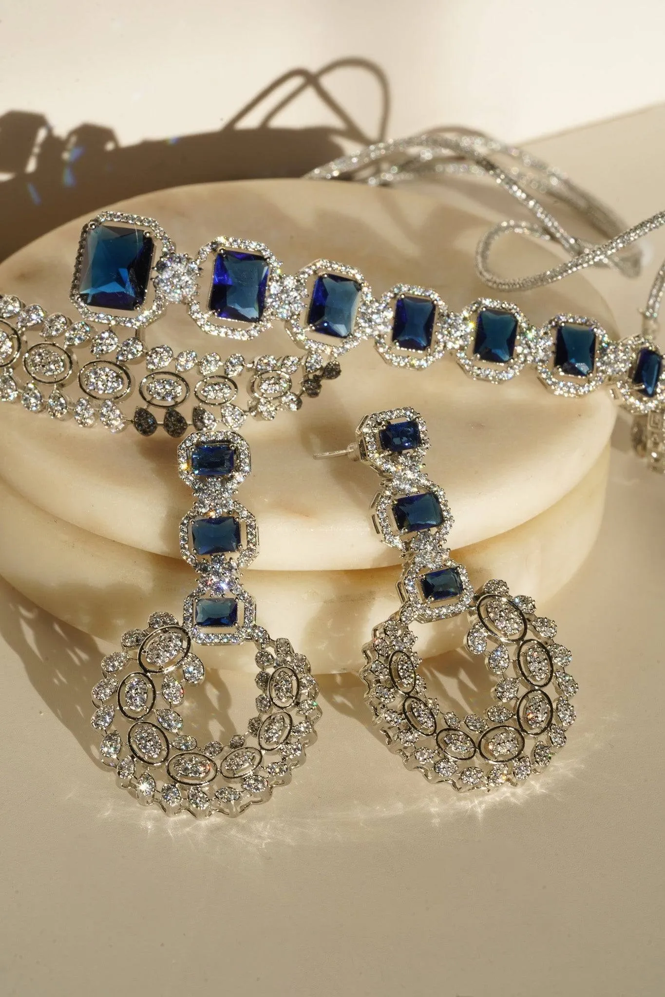 Mahi - Asymmetrical Choker Necklace Set