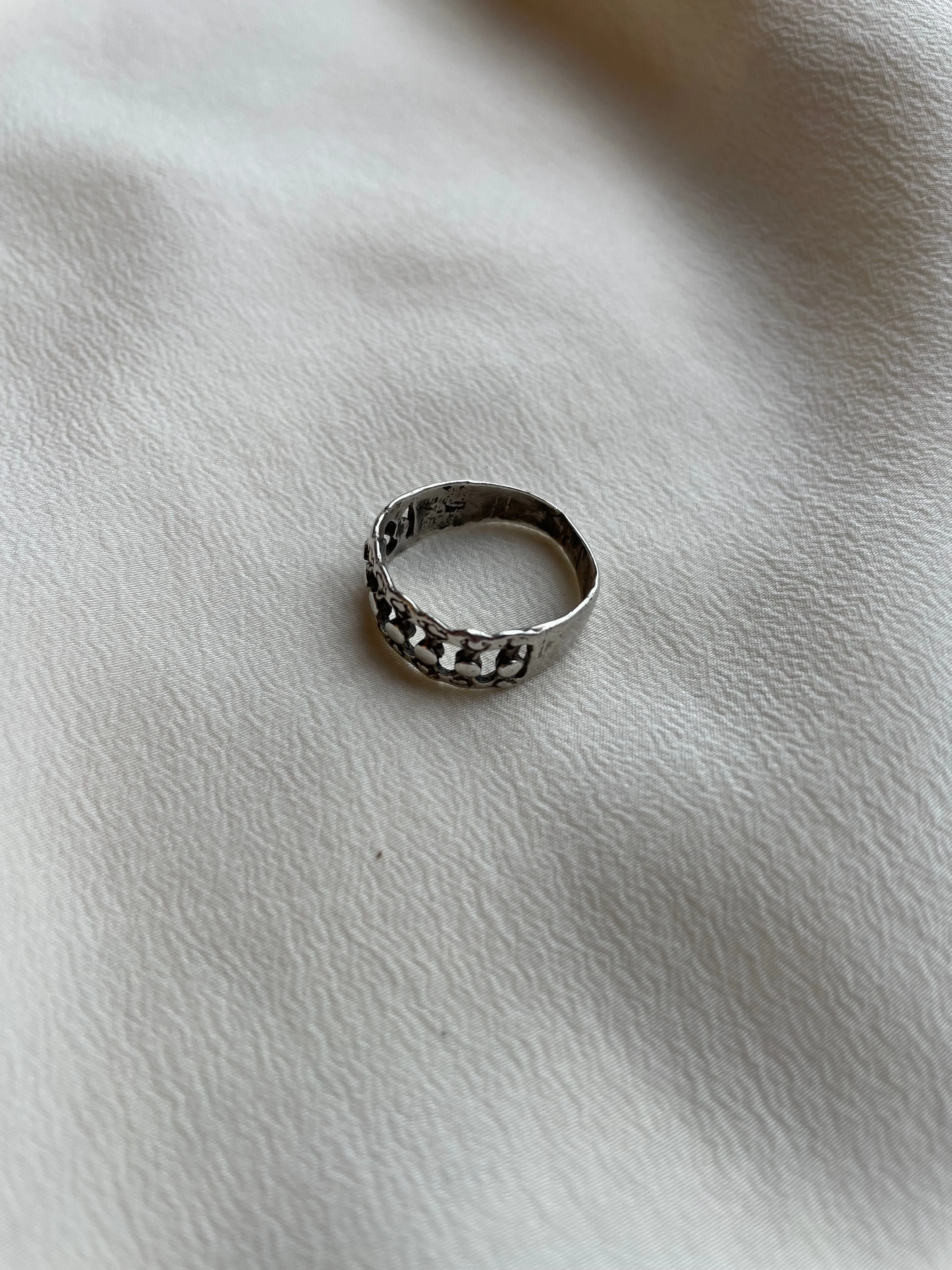 perforated silver ring R101