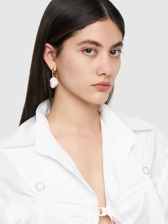 Timeless Pearly   Mismatched pearl earrings 
